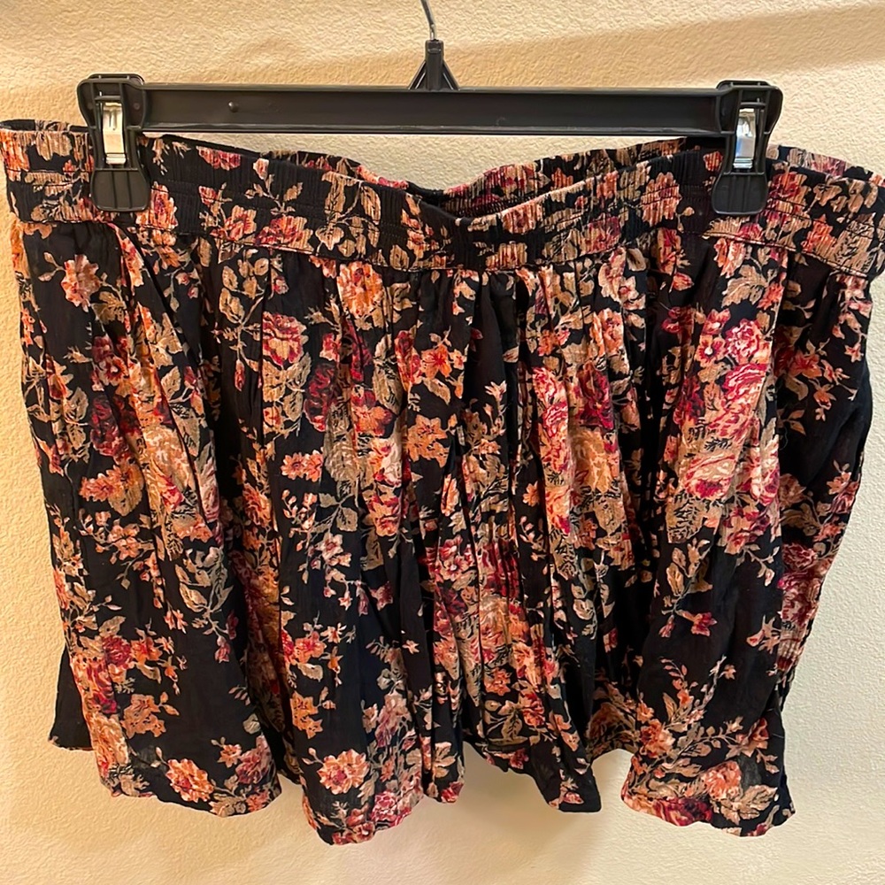 Ralph Lauren boho black floral mini skirt